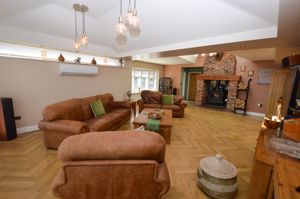 Lounge- click for photo gallery